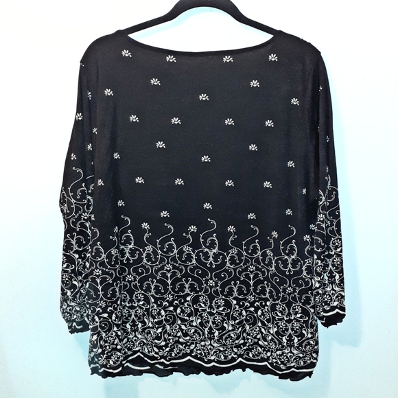 Apostrophe chiffon tunic - Picture 2 of 5